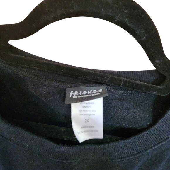 Friends TV Show Black Crewneck Sweatshirt 2X Womens Pullover - Picture 3 of 3